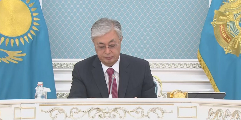К. Токаев: «Заботиться о национальных интересах Казахстана». «Новый курс»