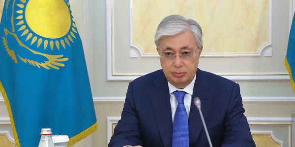 Президент провёл совещание по эпидситуации в стране