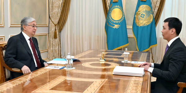 Глава государства принял председателя Агентства по противодействию коррупции Асхата Жумагали