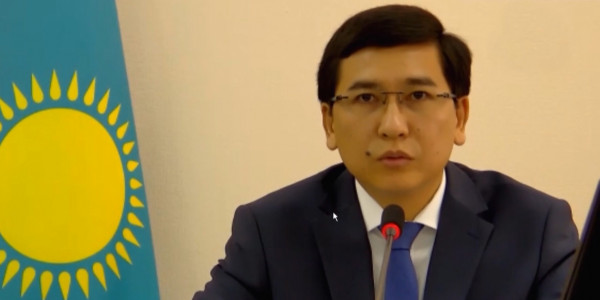 Министр образования объяснил, как проведут последний звонок и выпускной