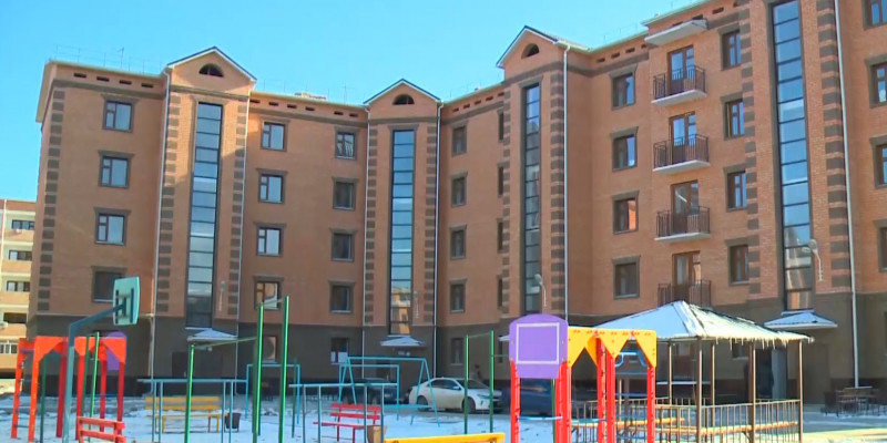 100 семей получили квартиры в День Первого Президента в Кызылорде