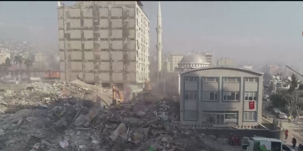 Түркияда жер сілкінісінен қаза тапқандар саны 33 мыңнан асты