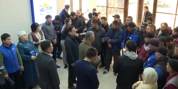 Партия &laquo;Ак Жол&raquo; проводит агитационную работу в Мангистауской области