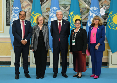 Президент провел встречу с руководителями международных конвенций