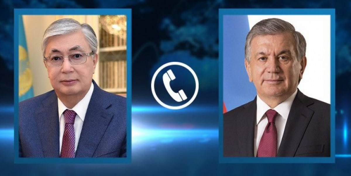 Президенты Казахстана и Узбекистана провели телефонный разговор