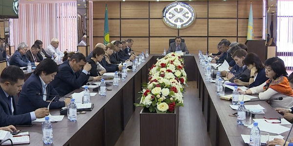 Федерация профсоюзов РК поддержала проведение внеочередных выборов президента