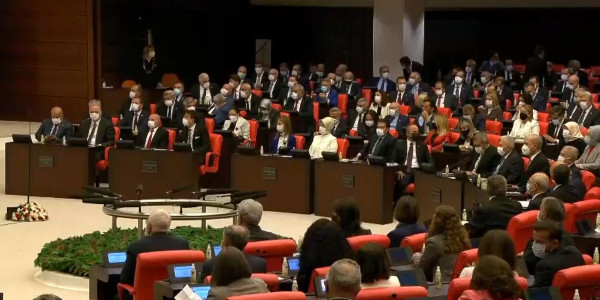 Түркияда президенттік және парламенттік сайлау өтті