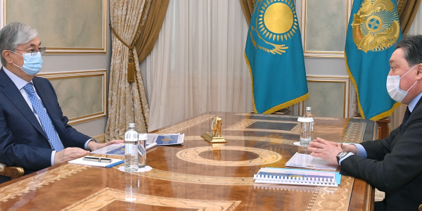 Мемлекет басшысы Премьер-Министр Асқар Маминді қабылдады