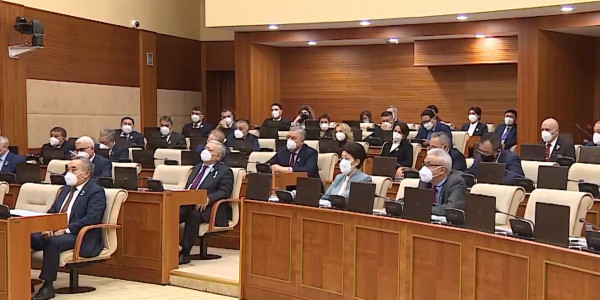В Мажилисе обсудили реализацию предвыборной программы партии &laquo;Nur Otan&raquo;