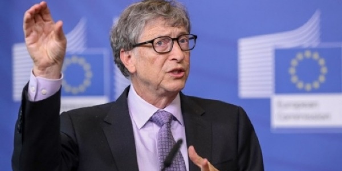 Билл Гейтс әлем қашан қалыпты өмірге оралатынын болжады