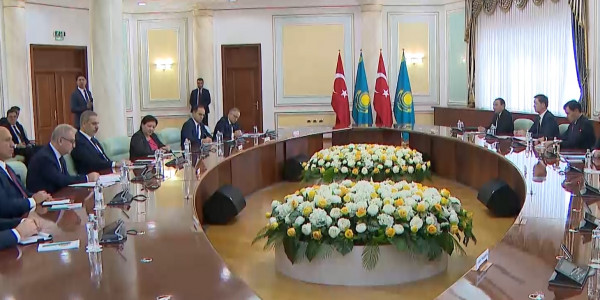 Президент Турции прилетит в Казахстан