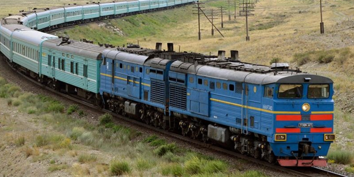 Отменено курсирование трех пассажирских поездов в Казахстане