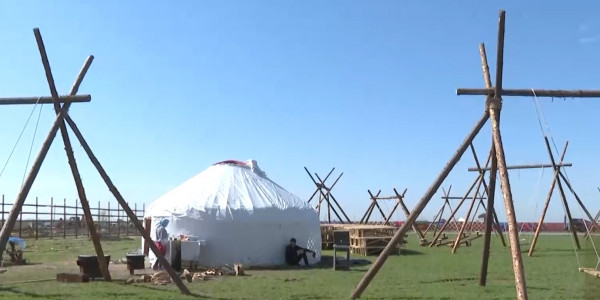 В Шымкенте в честь Наурыза возводят огромный этноаул