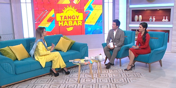 &laquo;Introband&raquo; тобы, Қорлығайын Махметова, Үммігүлсін Мұсылманова, Таңшолпан Үсенқызы, Анна Вайдурова, Шахаризат Сейдахмет. &laquo;Taңғы хабар&raquo;