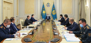Президент провел экстренное совещание по ЧС в Жамбылской области