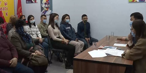 Үгітшілерге насихат жұмыстарын үйретті