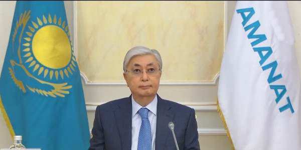 Қ. Тоқаев: Мемлекет басшысының ешбір партияға басымдық бермегені жөн