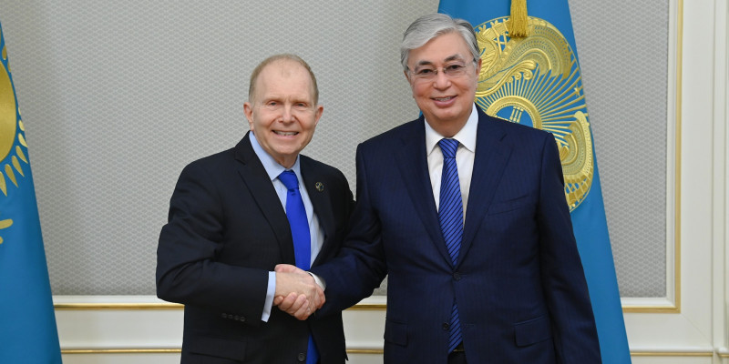 Глава государства принял посла США в Казахстане