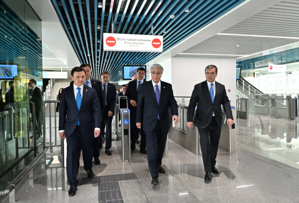 Глава государства принял участие в запуске Astana LRT