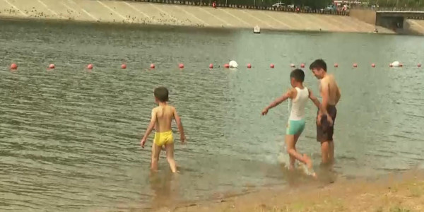 Купальный сезон открылся в столице