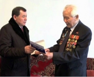 Уәтәй Әлімходжаев - Берлинге дейін барған ақсақал