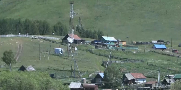 Без интернета, дорог, больниц и школы &mdash; проблемы жителей села Урунхайка