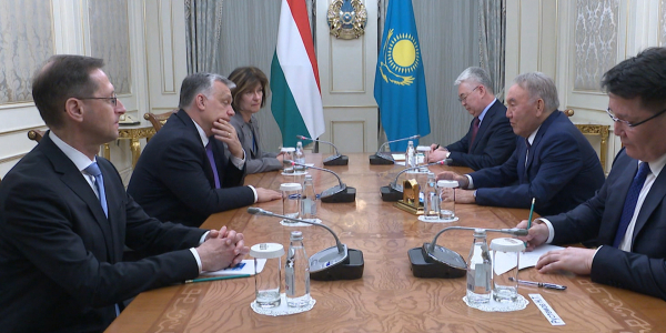 Нұрсұлтан Назарбаев Мажарстан Премьер-Министрін қабылдады