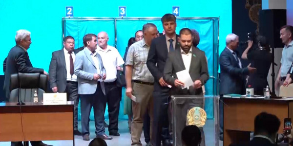 Петропавлда Сенат депутаттығына сайлау өтті