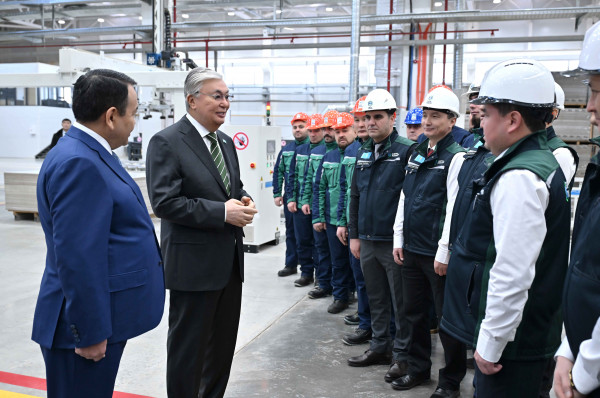 Мемлекет басшысы &laquo;Metal Former&raquo; зауытын аралап көрді
