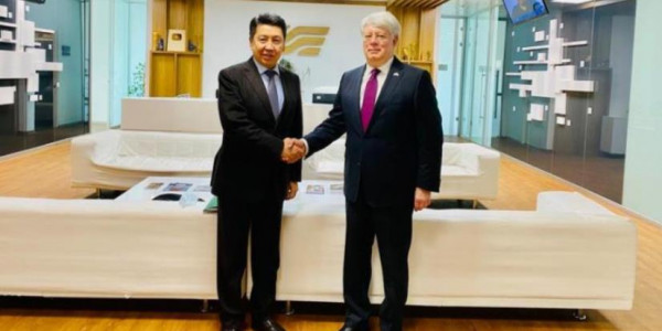 Председатель правления АО &laquo;Агентство &laquo;Хабар&raquo; встретился с послом России в Казахстане