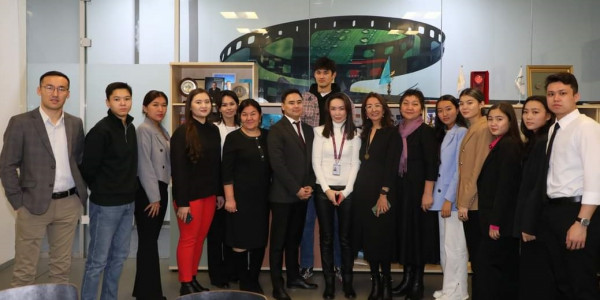 &laquo;Хабар&raquo; Агенттігінің&raquo; мамандары студенттермен тәжірибе бөлісті