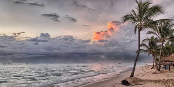 Как мир и Казахстан празднуют День туризма?