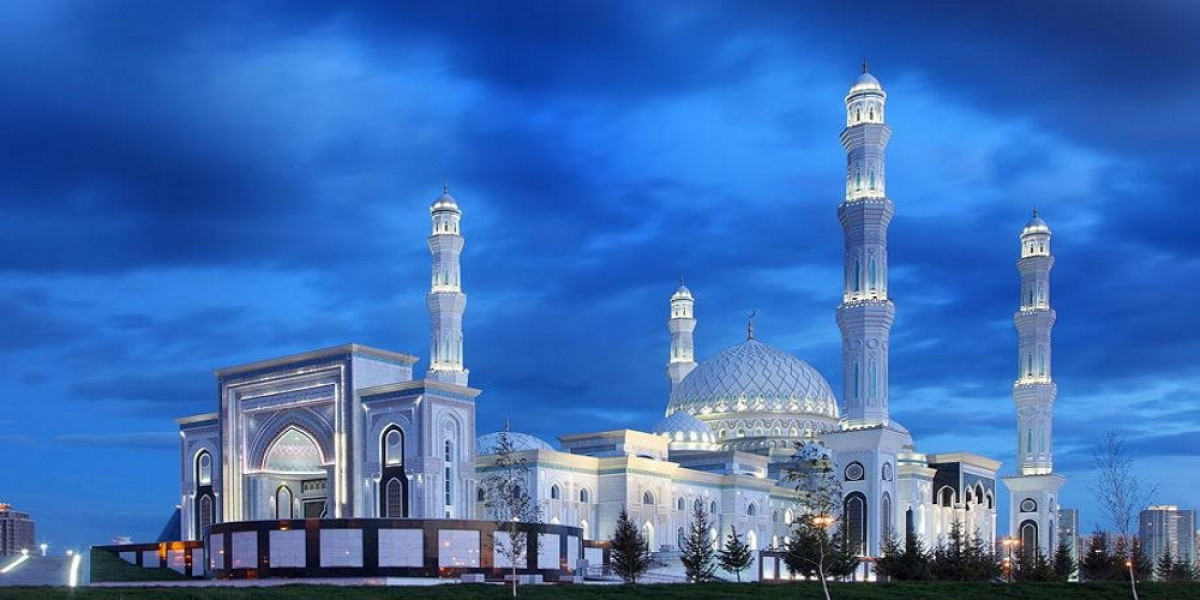 Поминальные молитвы читают в казахстанских мечетях