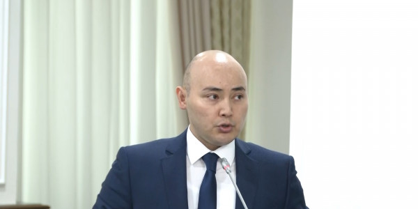 ҚР Ұлттық экономика министрі халықты үнемшілдікке шақырып, ақшаларын шашпауға кеңес берді