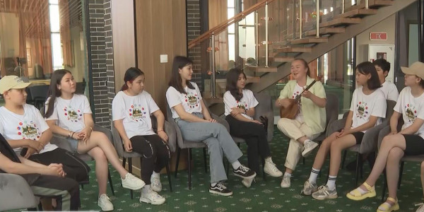 Шетелдегі қазақ балалары Бурабайда демалып жатыр