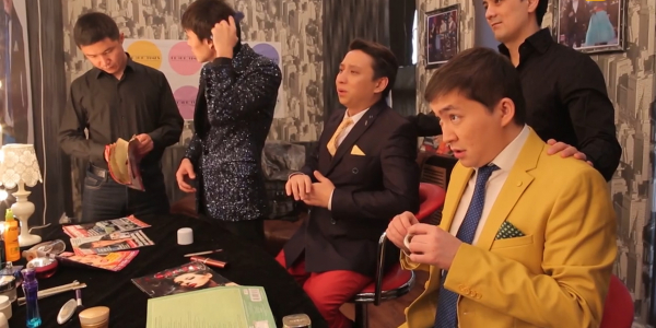 &laquo;Жігіттер&raquo; тобы керемет шайды жарнамалады