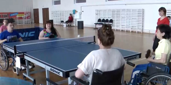 Конституция күні қарсаңында қостанайлық спортшыларға пәтер кілті табыс етілді