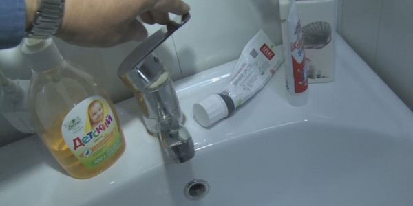 ШҚО-дағы Белоусовка кентінің тұрғындары 2 жылдан бері ауызсудың азабын тартып келеді