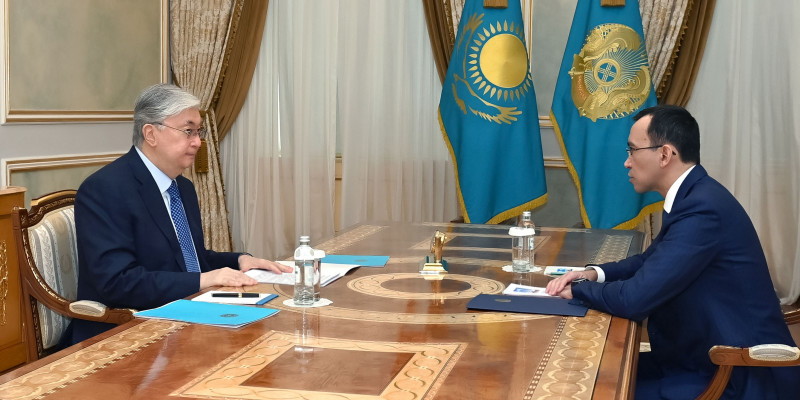 Президент принял Председателя Сената Парламента Маулена Ашимбаева