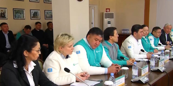 Партия AMANAT прибыла в область Абай