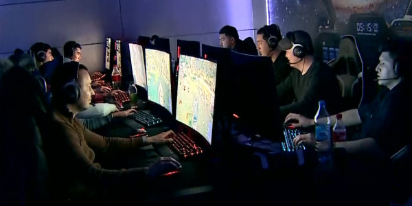 КИБЕРБУЛЛИНГ: оқушылардың 12% арандатушылық пен әлімжеттіктен жапа шегеді