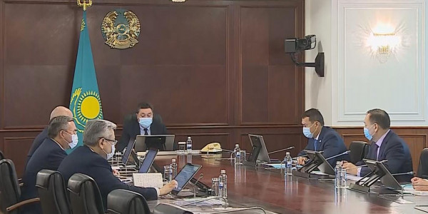 А. Мамин: алдағы үш айда 6 млн адам вакцина алады