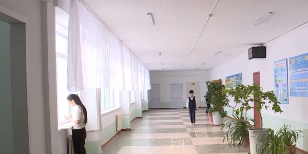 В Актобе во время занятий умер школьник