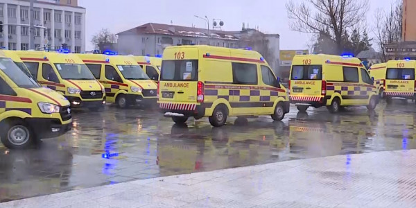 Қарағанды облысындағы ауруханаларға 36 реанимобиль берілді