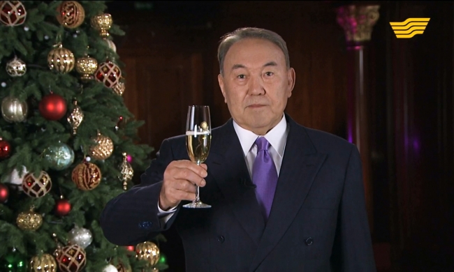 Нұрсұлтан Назарбаев Қазақстан халқын Жаңа 2016 жылмен құттықтады