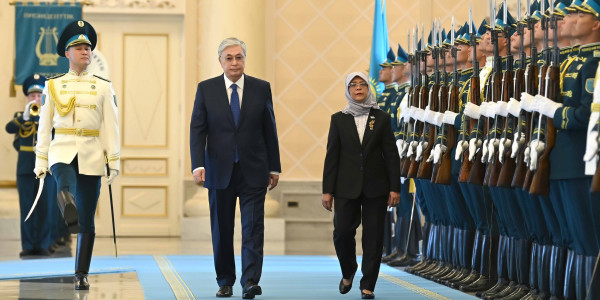 Президенты Казахстана и Сингапура провели переговоры