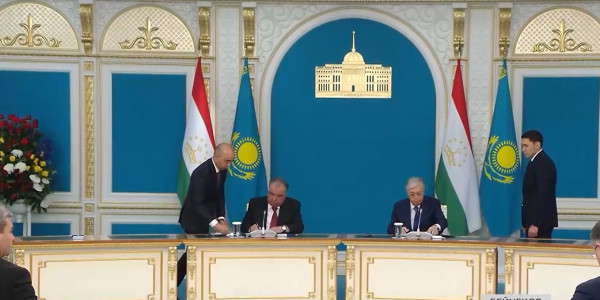 Қазақ-тәжік ынтымақтастығы артып келеді