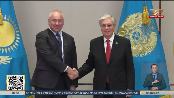 Президент принял главного исполнительного директора Solidcore Resources plc