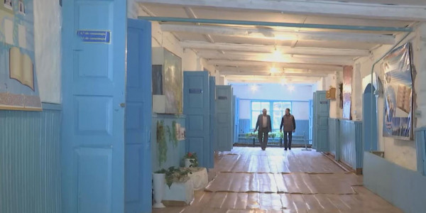 Сельская школа в ВКО находится в аварийном состоянии