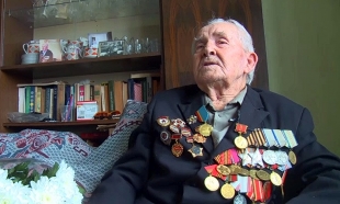 &laquo;Жеңіске құрмет!&raquo; акциясы аясында жауынгер Иван Слинькоға арнайы сыйлық табысталды